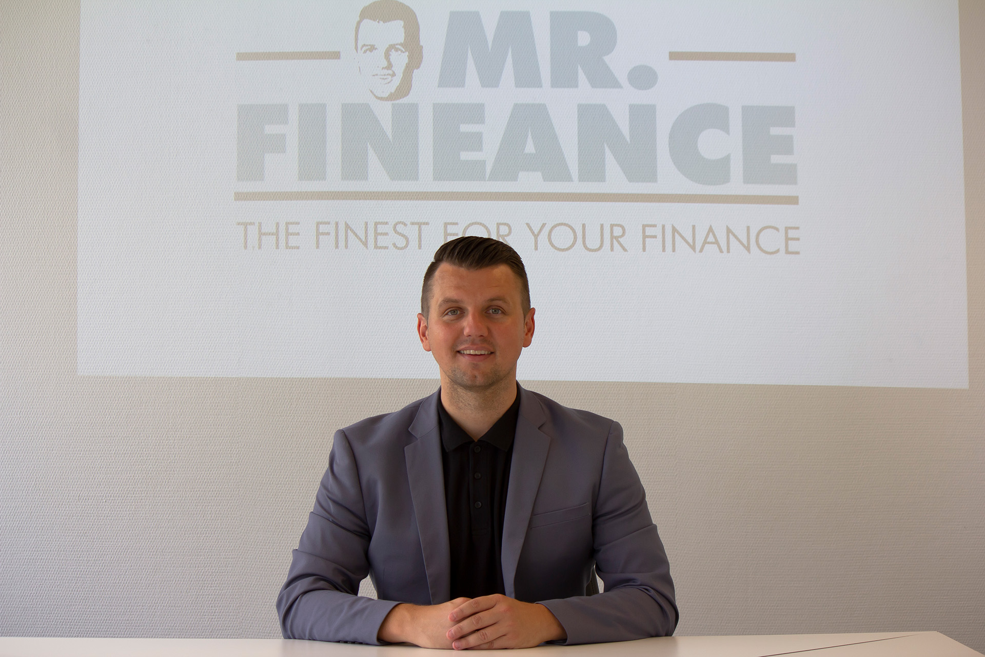 MR.FINEANCE